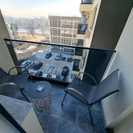 Sena Palas Centru Яш Екстериор снимка